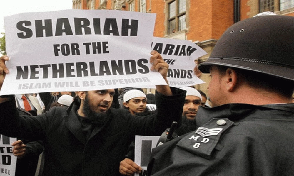 Μουσουλμανική Ολλανδία το 2044, μουσουλμανική Σουηδία το 2065